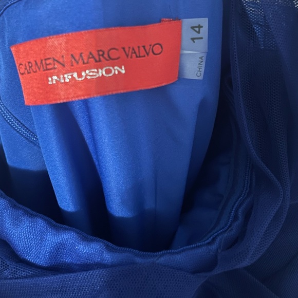 Carmen Marc Valvo Infusion Gown - Picture 4 of 6